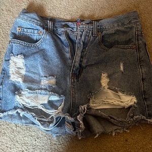 these are a little big for me and i wear a 0